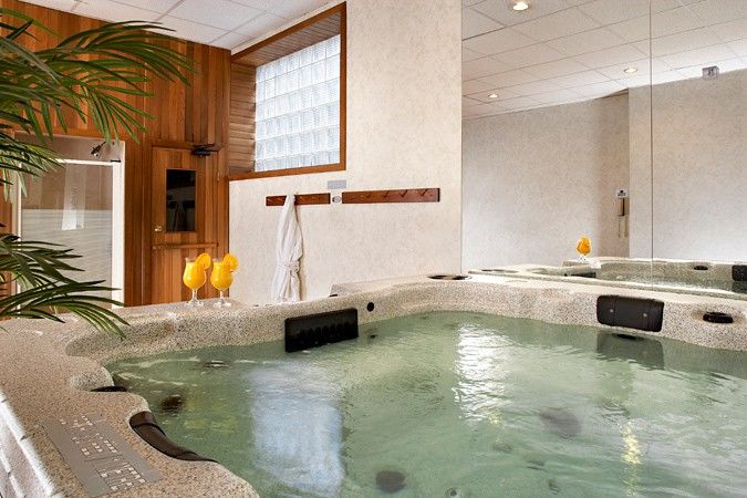 Four Points By Sheraton Toronto Lakeshore Dış mekan fotoğraf