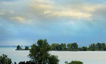 Four Points By Sheraton Toronto Lakeshore Dış mekan fotoğraf